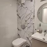Gigi Linea شقة