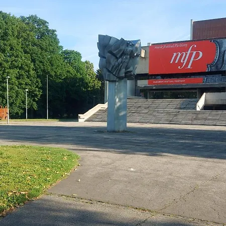 Gigi Linea Apartman *